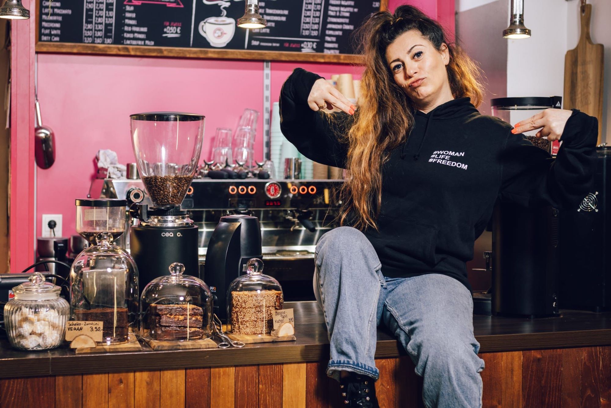 IM GESPRÄCH Shirin Shaghaghi, Inhaberin des Kölnkiosk