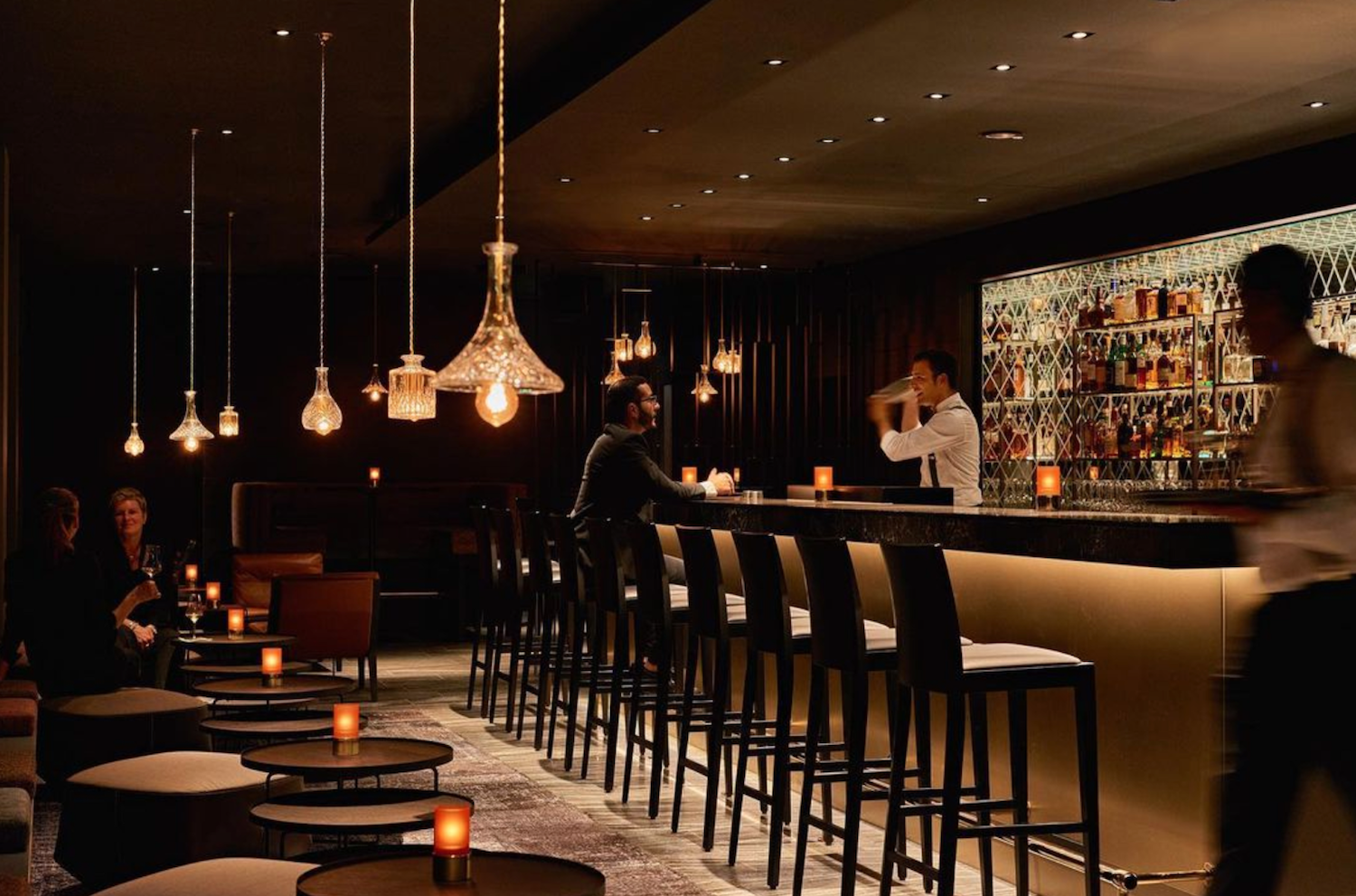 Top Bars in Köln | LAB12 | Mr. Köln | Foto: LAB12 Top Bars in Köln | LAB12 | Mr. Köln | Foto: LAB12