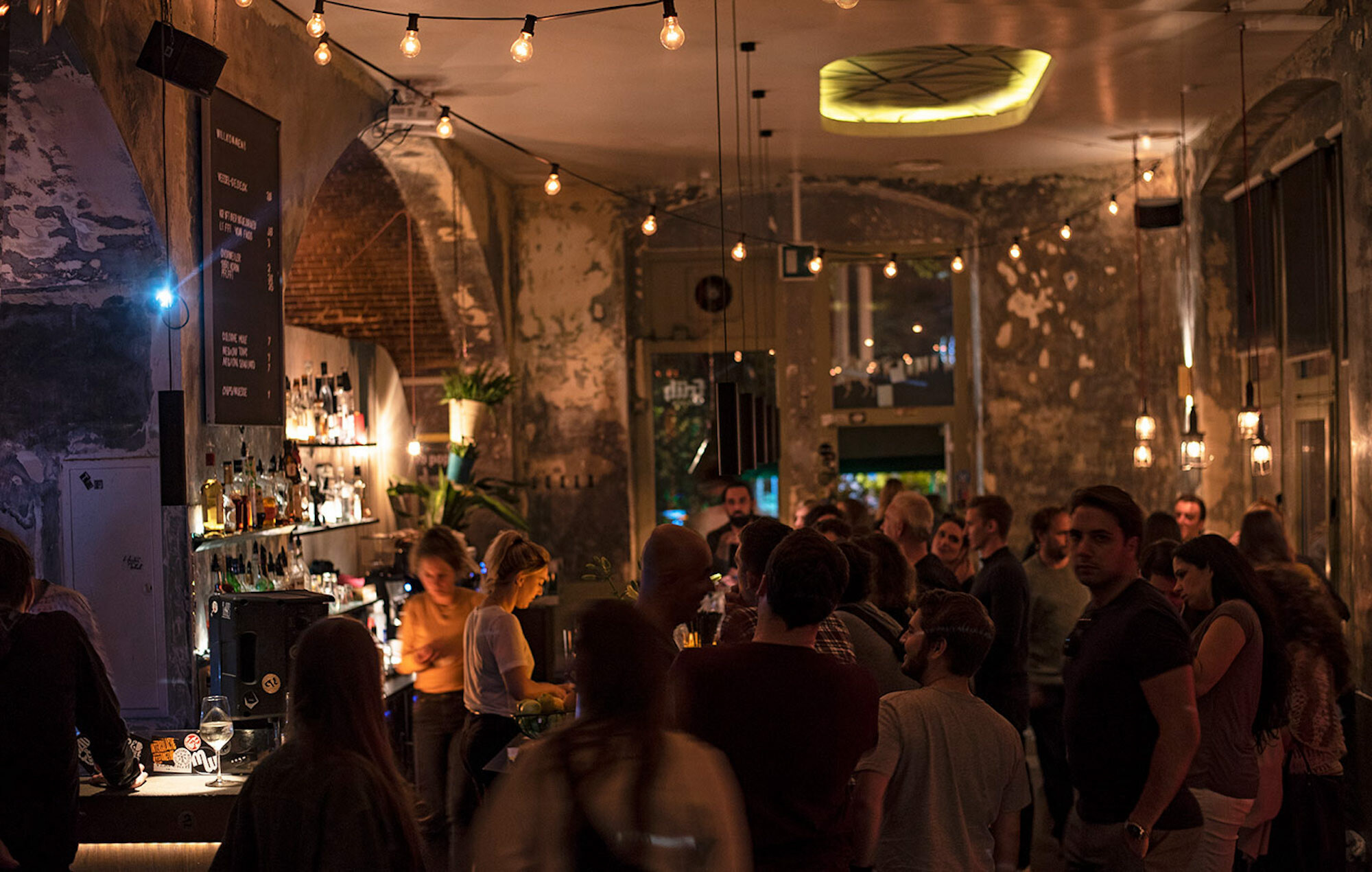 Top Bars in Köln | Zum scheuen Reh | Mr. Köln | Foto: Zum scheuen Reh Top Bars in Köln | Zum scheuen Reh | Mr. Köln | Foto: Zum scheuen Reh