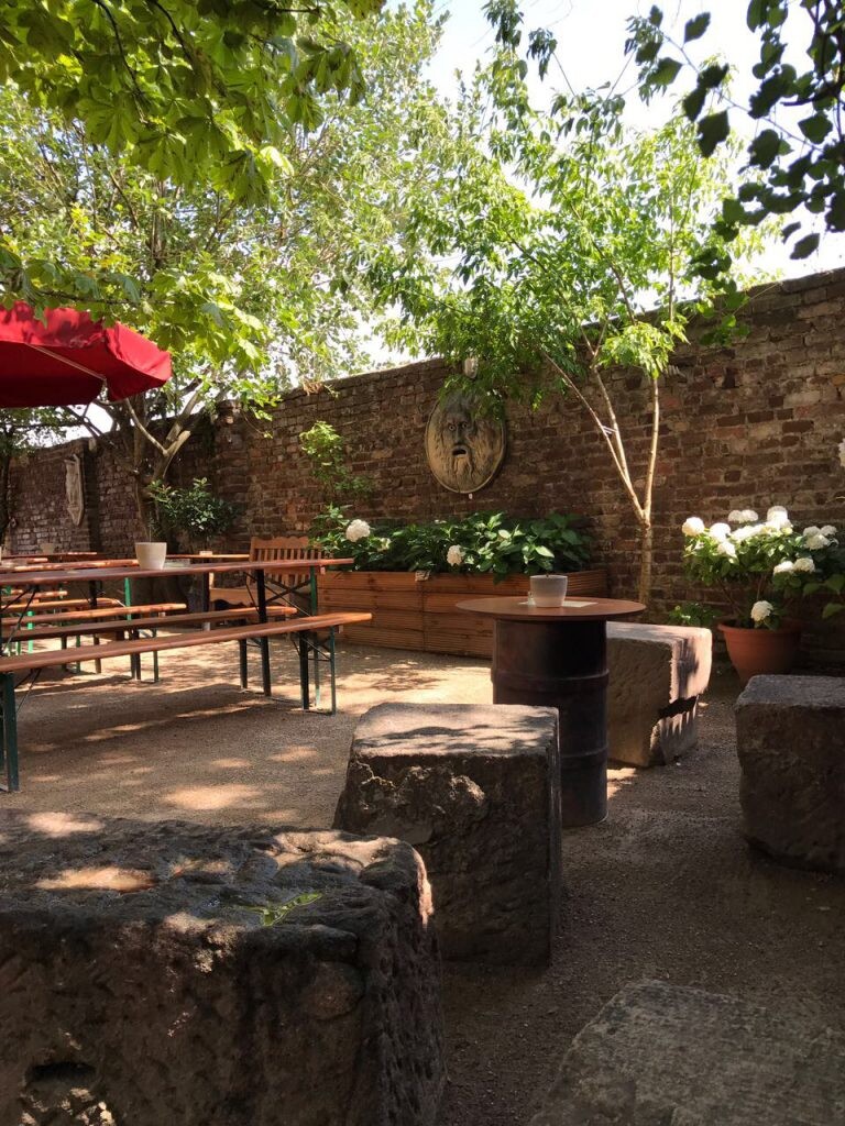 Top Biergärten in Köln | Alteburg | Mr. Köln | Foto: Alteburg Top Biergärten in Köln | Alteburg | Mr. Köln | Foto: Alteburg