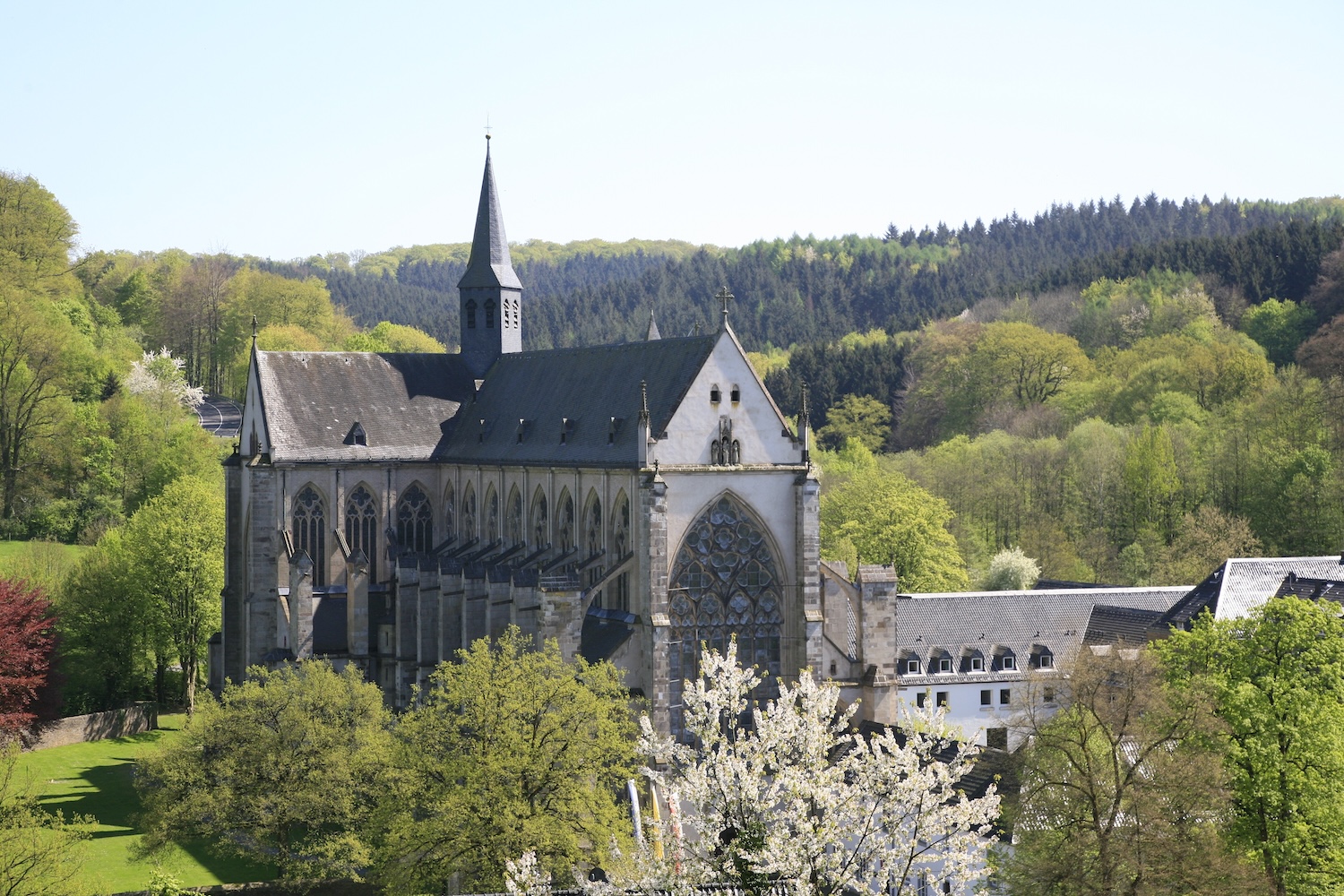 Top Fahrradtouren in und um Köln | Altenberger Dom und Märchenwald | Mr. Köln | Foto: David Bosbach / das-bergische.de Top Fahrradtouren in und um Köln | Altenberger Dom und Märchenwald | Mr. Köln | Foto: David Bosbach / das-bergische.de