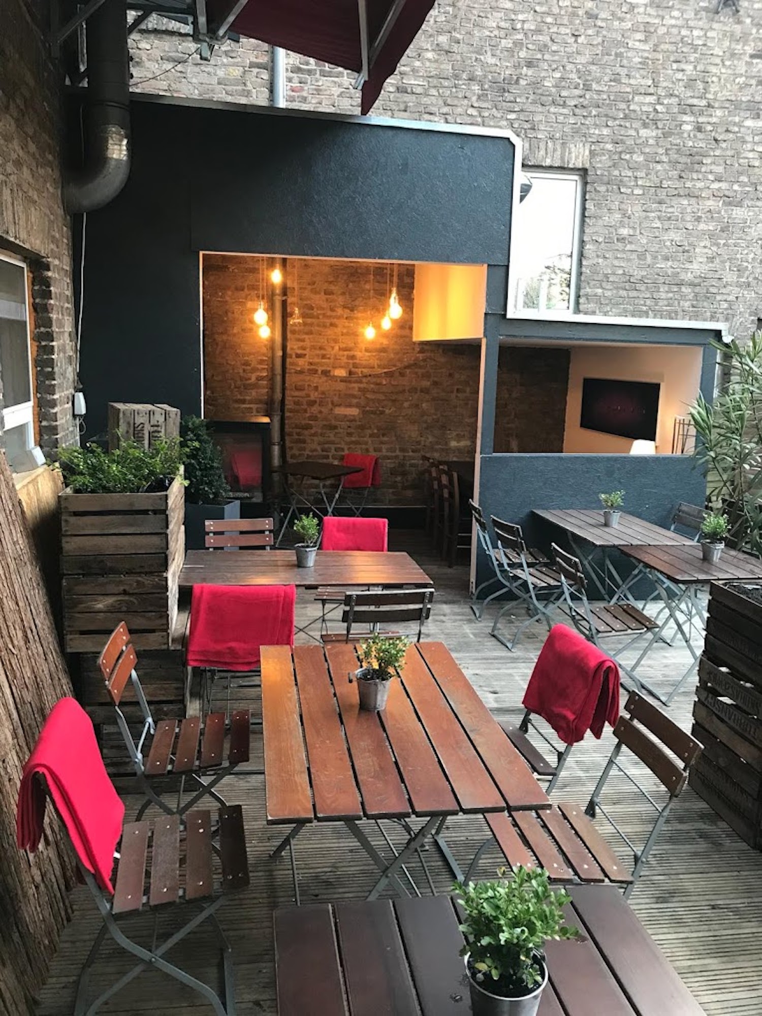 Top Restaurants in Köln zum Gänseessen | Mr. Köln | Foto: Zollhof