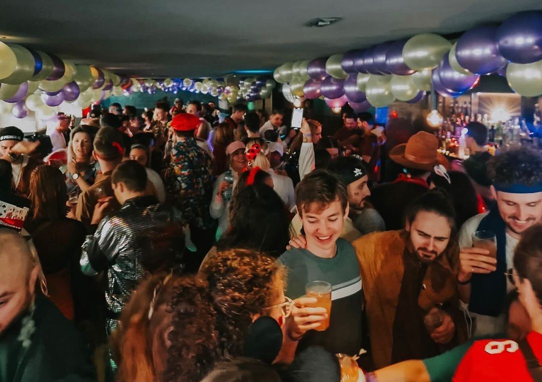 Top Partylocations an Karneval in Köln | JGrace & Grape Bar | Mr. Köln | Foto: Grace & Grape Bar Top Partylocations an Karneval in Köln | JGrace & Grape Bar | Mr. Köln | Foto: Grace & Grape Bar