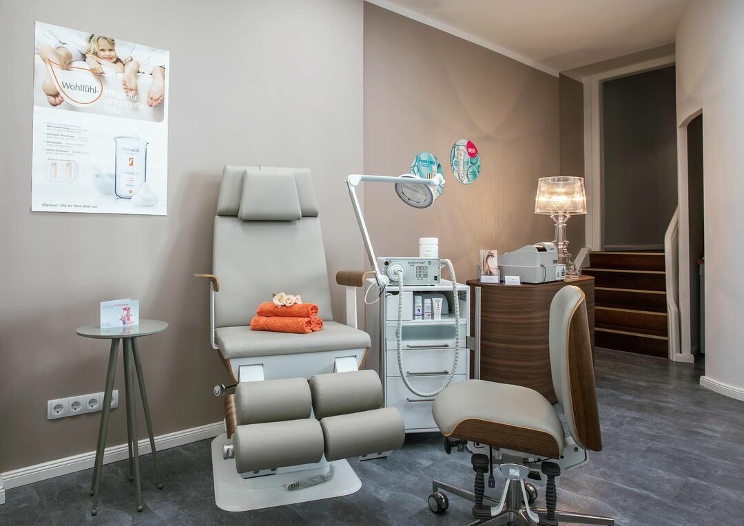 Top Kosmetikstudios in Köln | Kosmetik BelaTime | Mr. Köln | Foto: Kosmetik BelaTime Top Kosmetikstudios in Köln | Kosmetik BelaTime | Mr. Köln | Foto: Kosmetik BelaTime