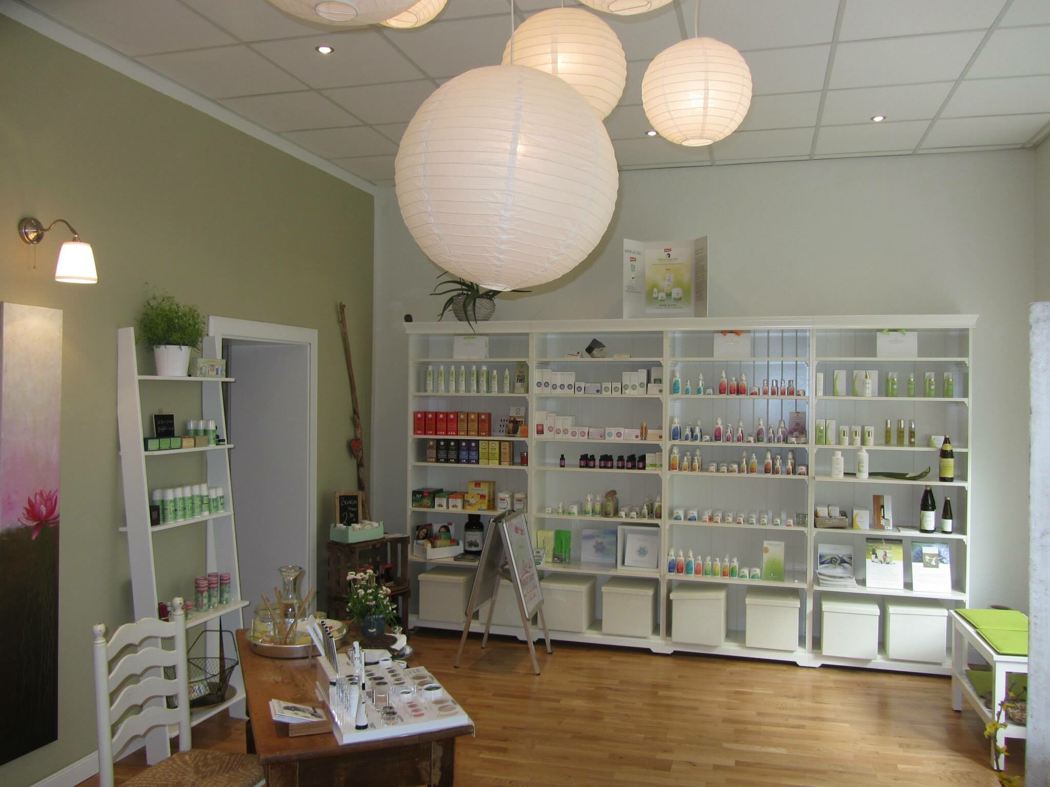 Top Kosmetikstudios in Köln | Naturkosmetik Vedana | Mr. Köln | Foto: Naturkosmetik Vedana Top Kosmetikstudios in Köln | Naturkosmetik Vedana | Mr. Köln | Foto: Naturkosmetik Vedana