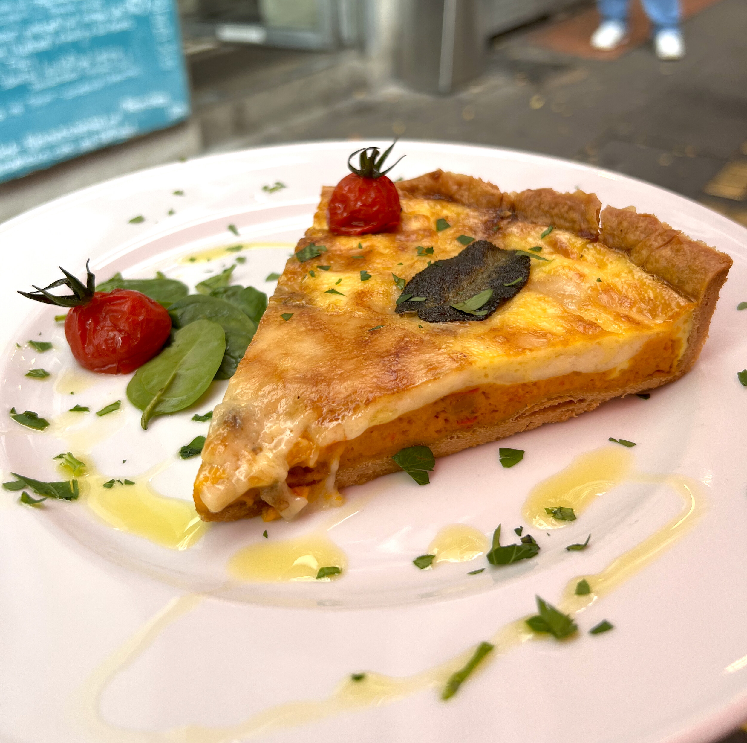 Top Orte für Kürbis in Köln | Salon Schmitz | Mr. Köln | Foto: Mr. Köln Top Orte für Kürbis in Köln | Salon Schmitz | Mr. Köln | Foto: Mr. Köln