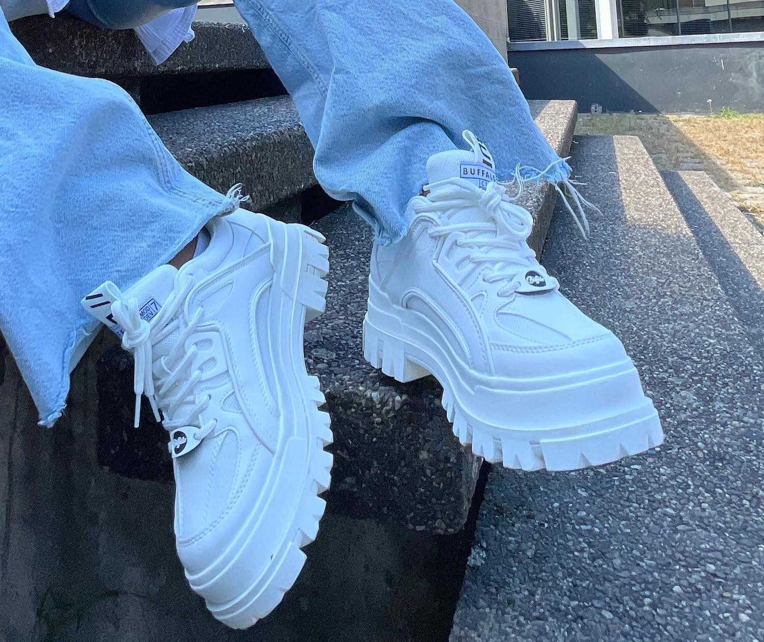 Die Top Sneaker Läden in Köln | Mr. Köln | Foto: ONYGO Die Top Sneaker Läden in Köln | Mr. Köln | Foto: ONYGO