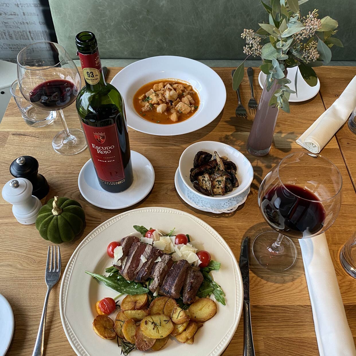 Steakhouse OX Royal  | Top Steak Restaurants in Köln | Mr. Köln | Foto: Steakhouse OX Royal