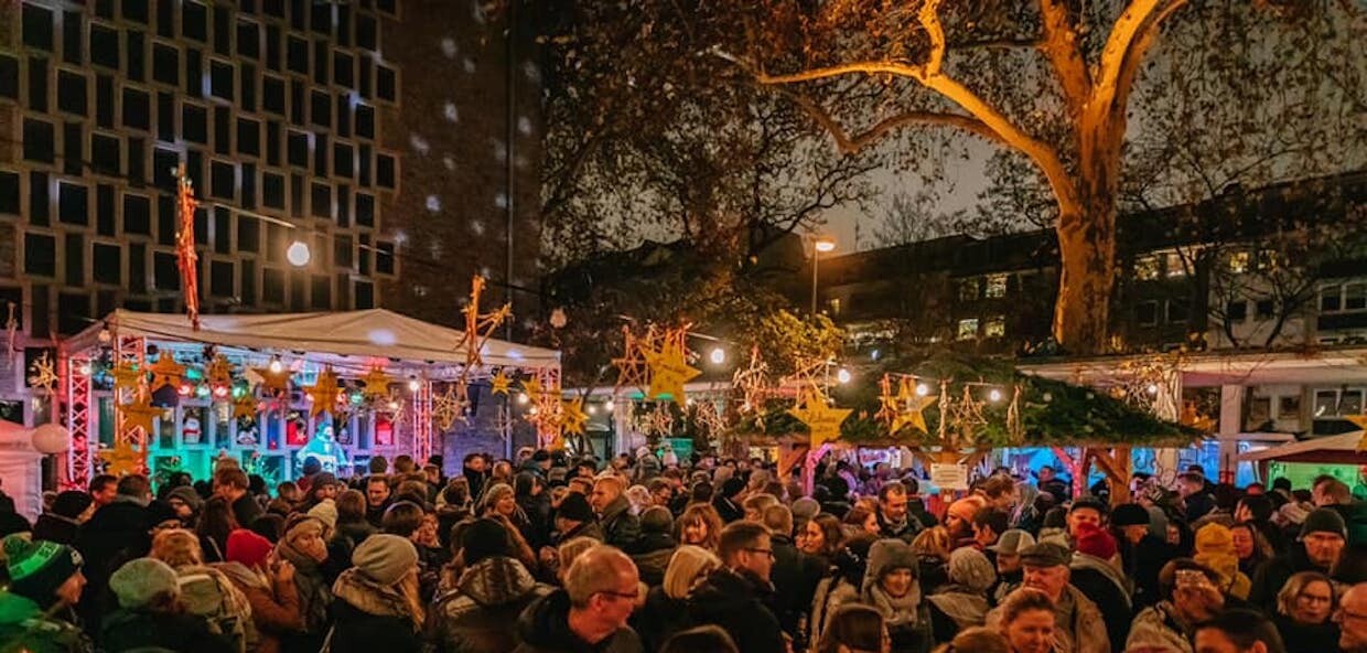 Top Weihnachtsmärkte in Köln | Mr. Köln | Foto: Der kleinste Weihnachtsmarkt der Stadt Top Weihnachtsmärkte in Köln | Mr. Köln | Foto: Der kleinste Weihnachtsmarkt der Stadt