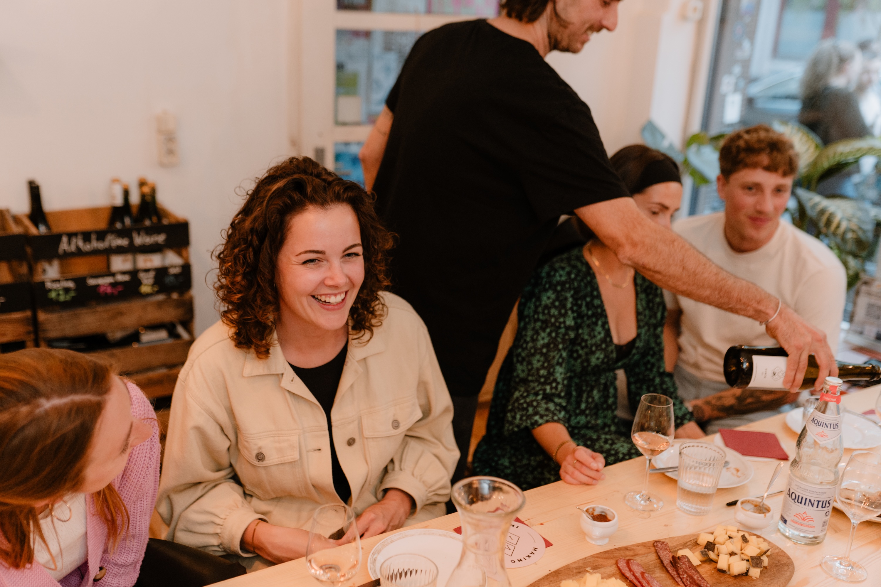 Top Orte für Weinproben in Köln | IMI Winery | Mr. Köln | Foto: IMI Winery Top Orte für Weinproben in Köln | IMI Winery | Mr. Köln | Foto: IMI Winery