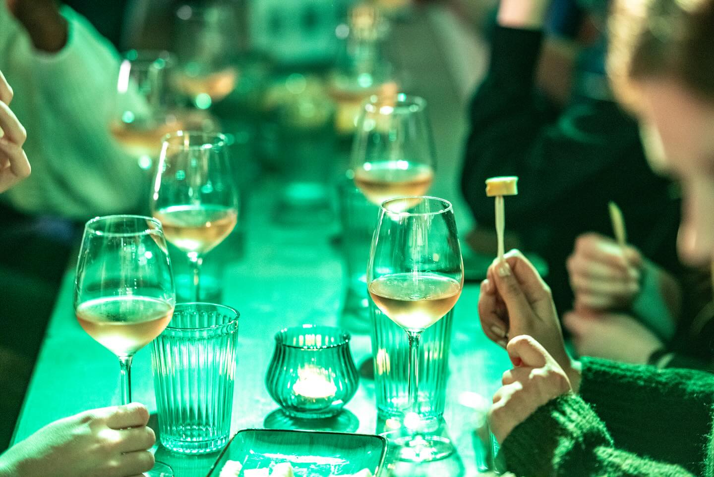 Genusswerte | Top Orte für Weinproben in Köln | Mr. Köln | Foto: Genusswerte Genusswerte | Top Orte für Weinproben in Köln | Mr. Köln | Foto: Genusswerte