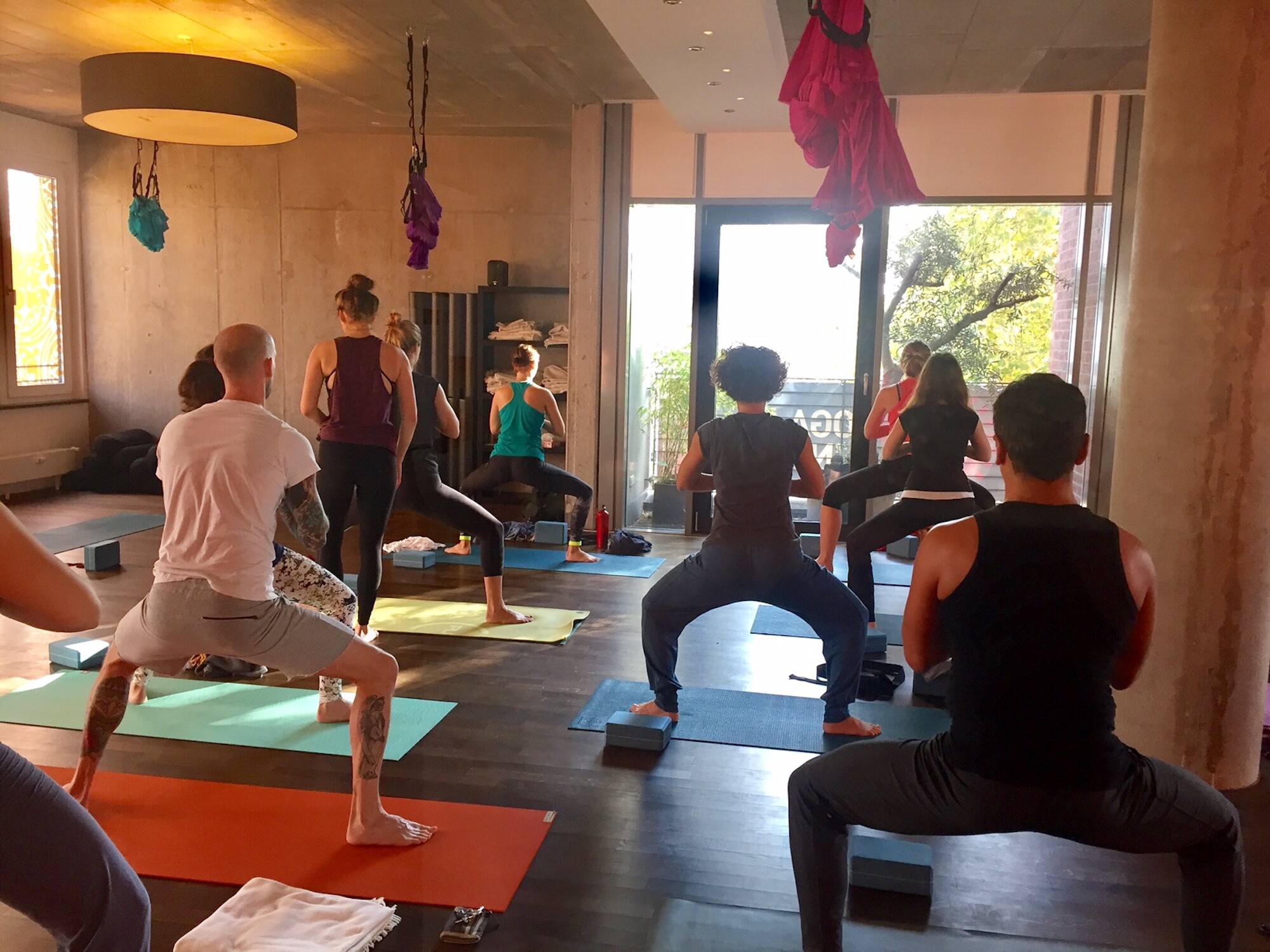 Yoga Inn | Top Yoga Studios in Köln | Mr. Köln | Foto: Yoga Inn Yoga Inn | Top Yoga Studios in Köln | Mr. Köln | Foto: Yoga Inn